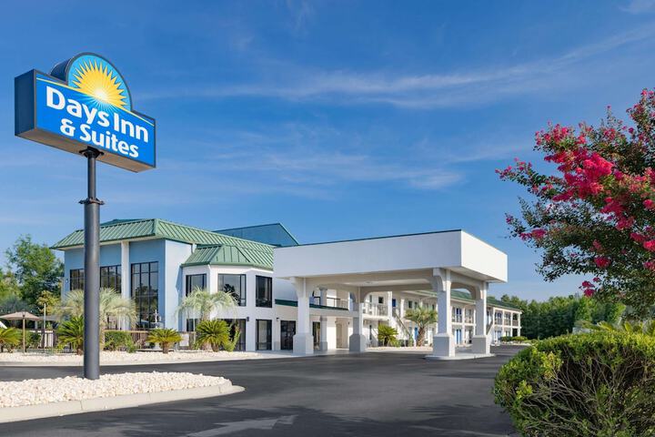 Hotel 2 of 41
