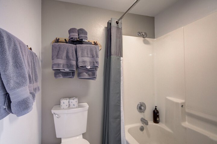 Room 8 of 26