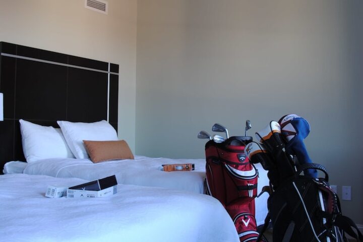 Room 52 of 62