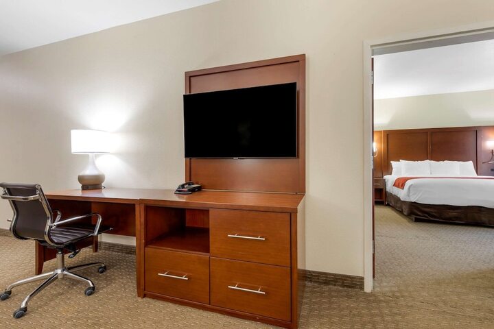 Room 17 of 45