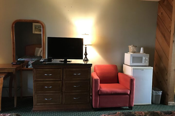 Room 10 of 30