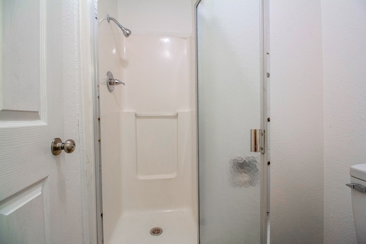 Room 25 of 46