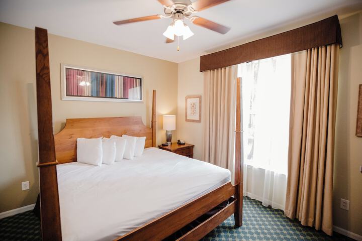 Room 40 of 63