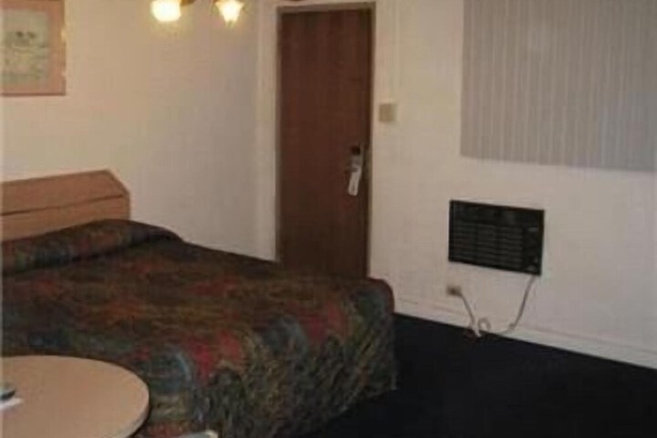 The Hub Motel