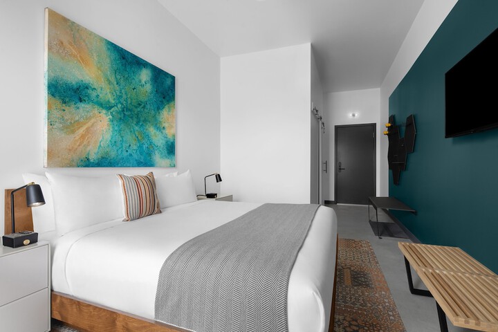 Room 34 of 58