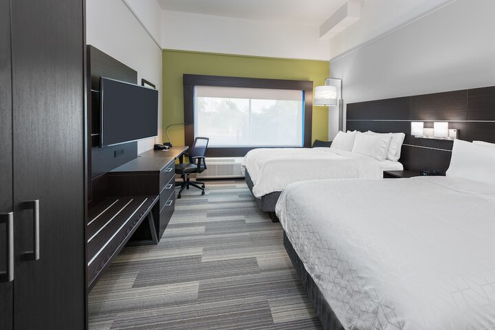 Holiday Inn Express & Suites Bryan - College Station by IHG