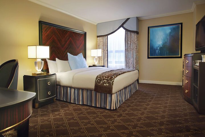 Room 48 of 87