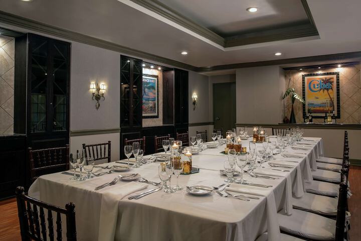 Dining 71 of 78