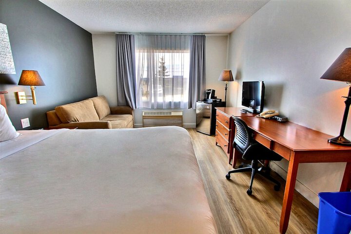 Room 51 of 59