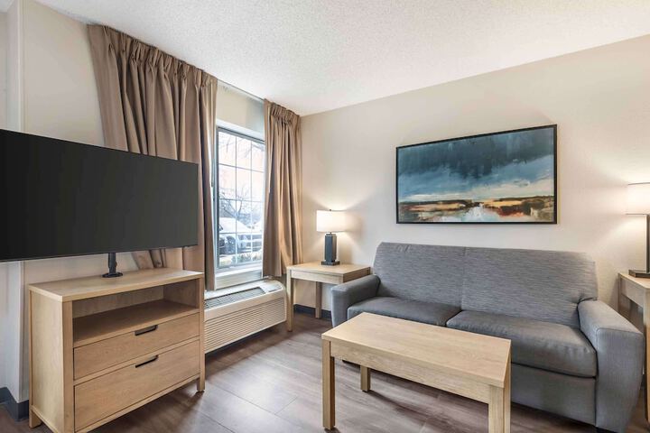 Room 15 of 30