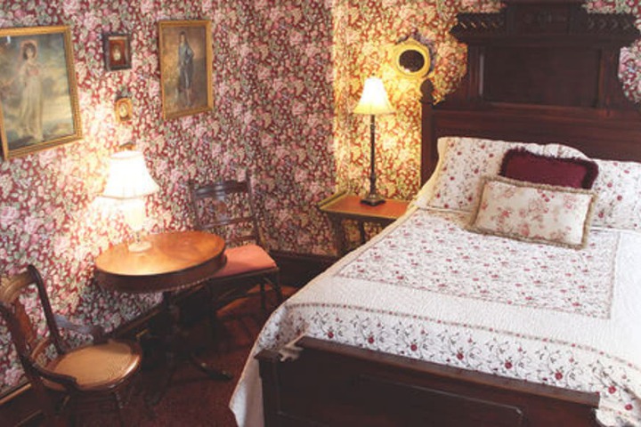 Room 12 of 51