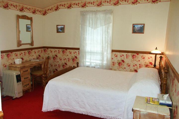 Room 13 of 44
