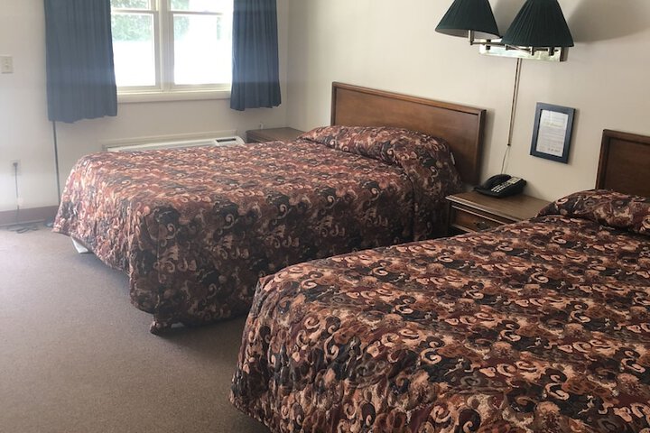 Room 3 of 7