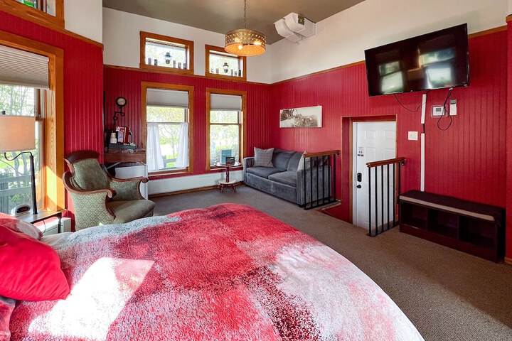 Room 19 of 62