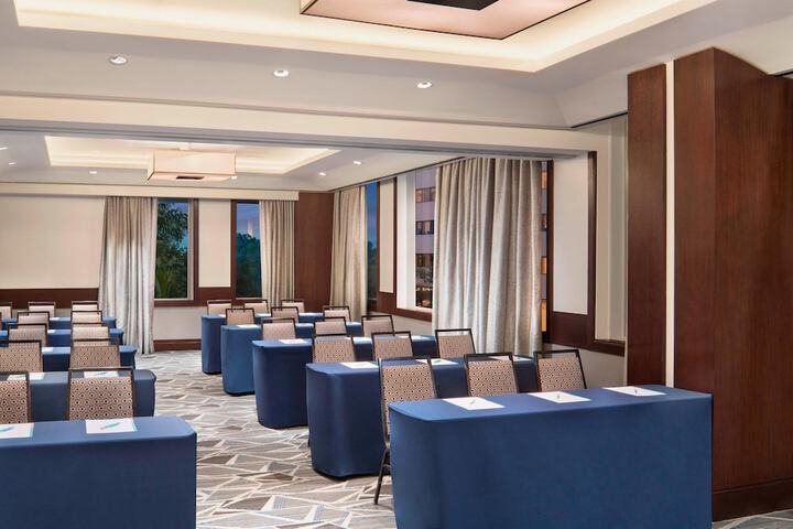 Le Meridien Arlington