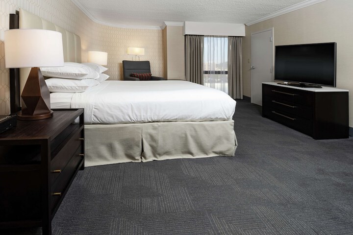 Hilton Greenville