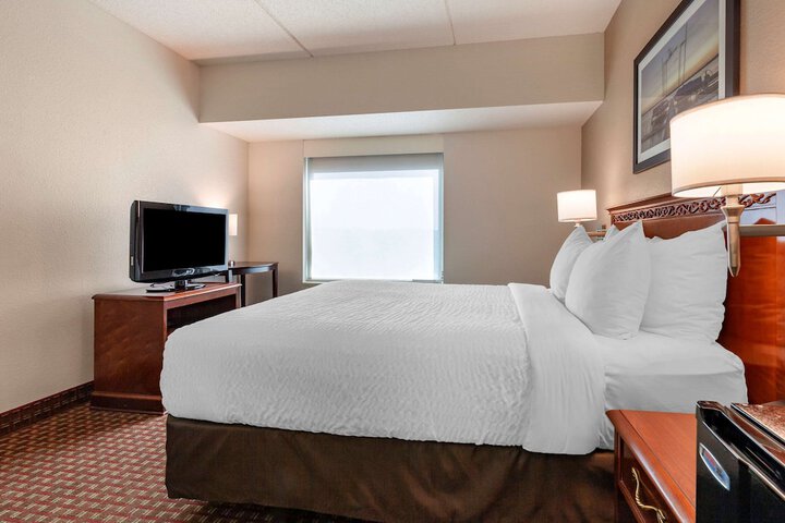 Room 51 of 65