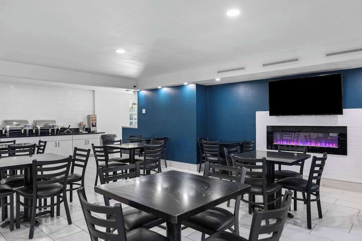 La Quinta Inn by Wyndham Stockton