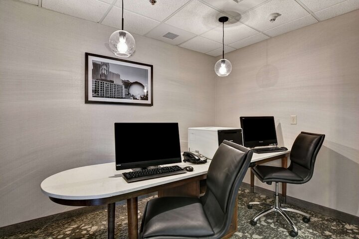 Business Center 60 of 60