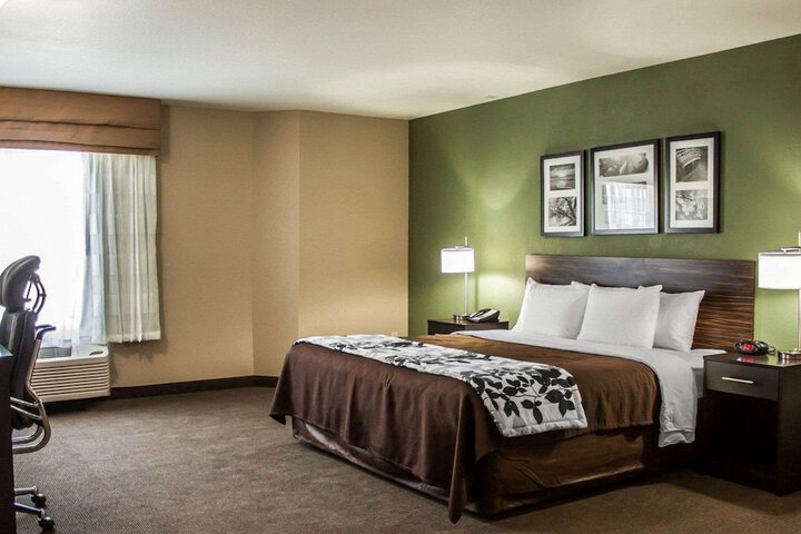 Room 14 of 39