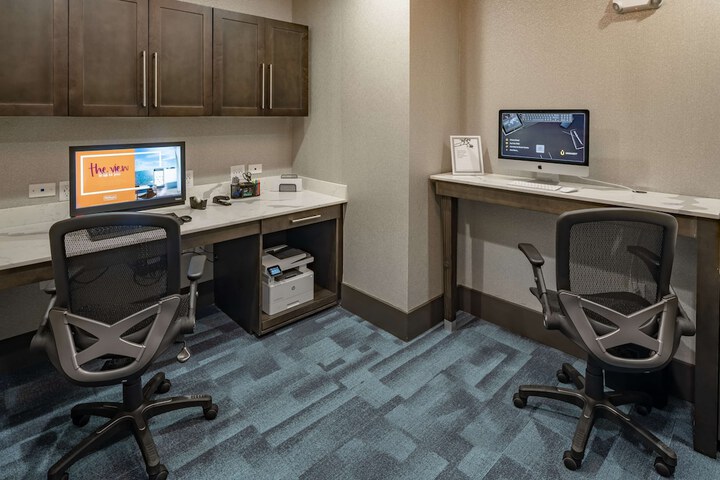 Business Center 60 of 61
