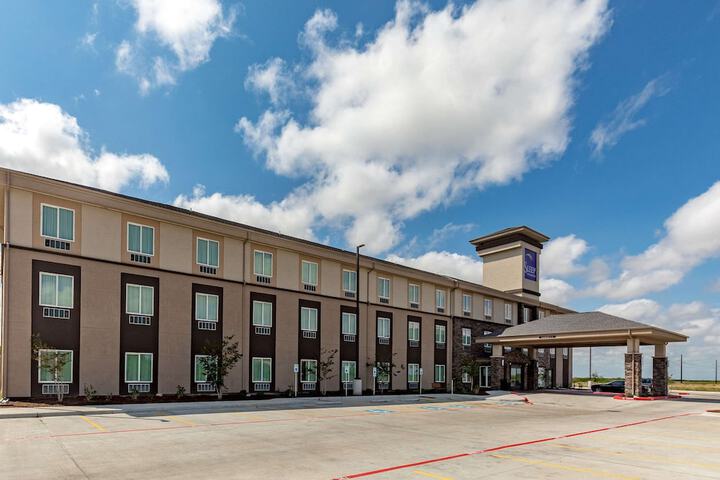 Hotel 5 of 54