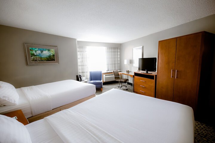 Room 9 of 19
