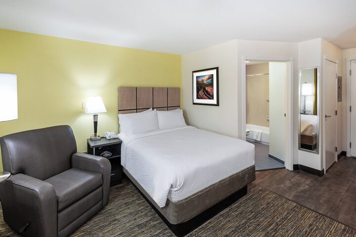 Room 20 of 32