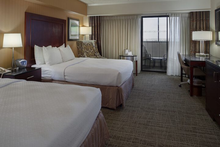 Crowne Plaza St. Louis Airport by IHG