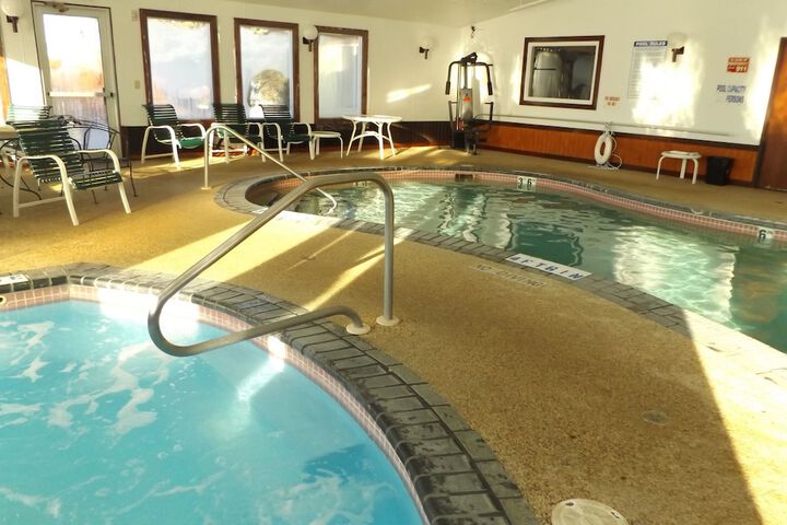 Pool 8 of 39