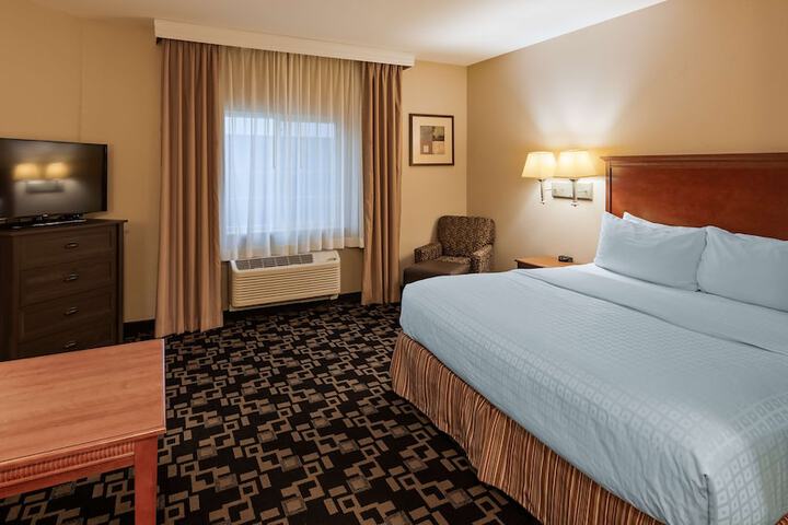 Best Western Plus Wausau / Rothschild Hotel