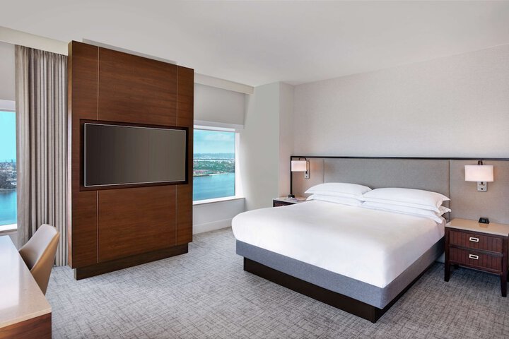 Hilton San Diego Bayfront