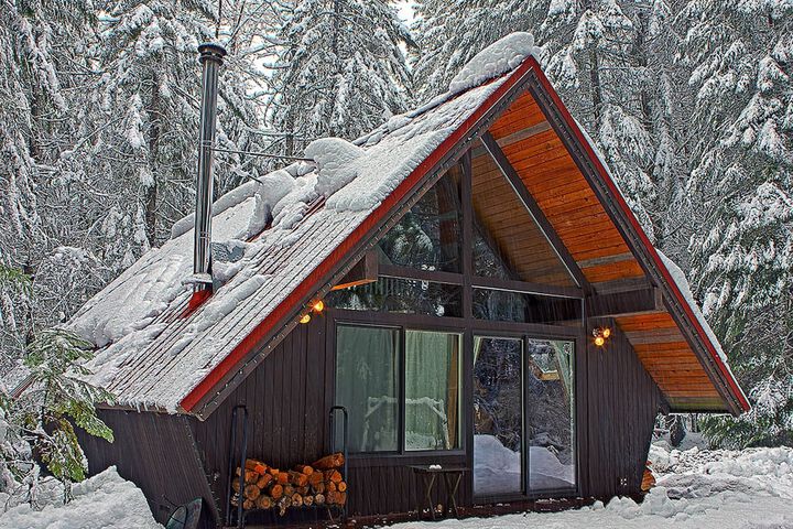 Four Stone Lodge Near Mt. Rainier