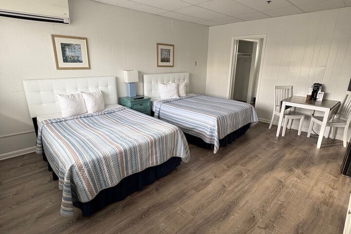 Grand Beach Inn