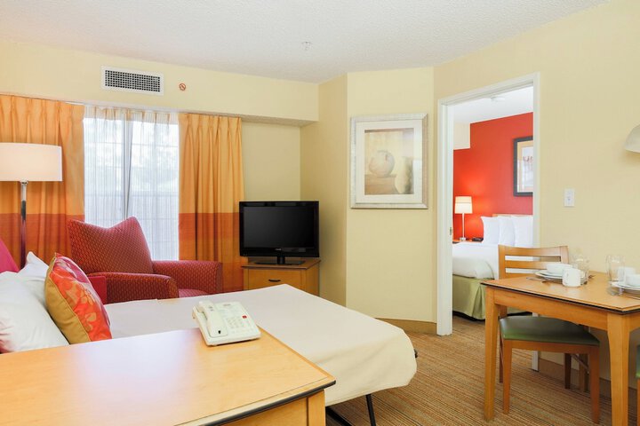 Room 18 of 26