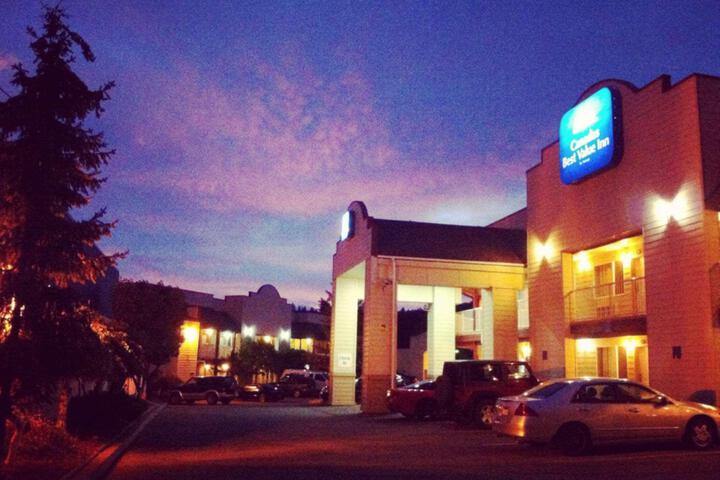 Canadas Best Value Inn and Suites Princeton