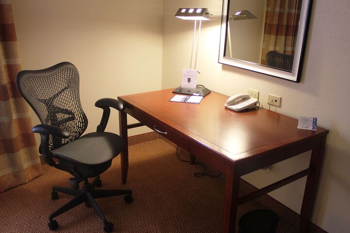 Room 73 of 127