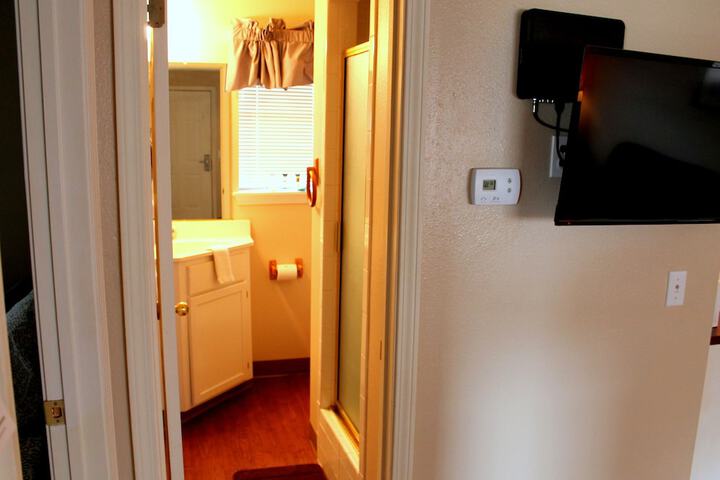 Room 36 of 111