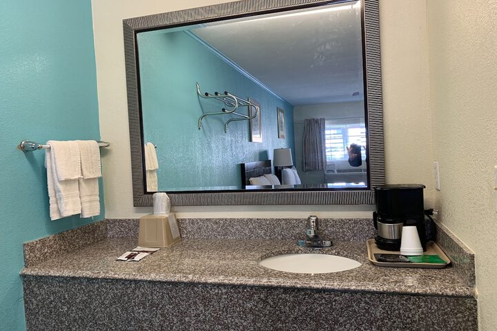 Room 21 of 54
