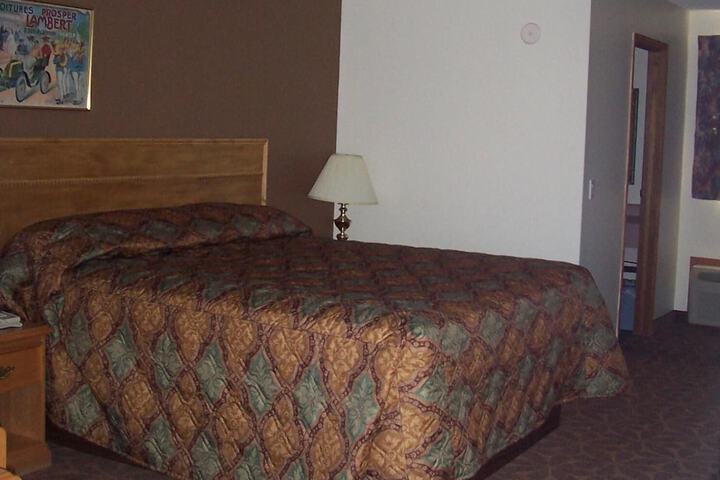 Model a Inn