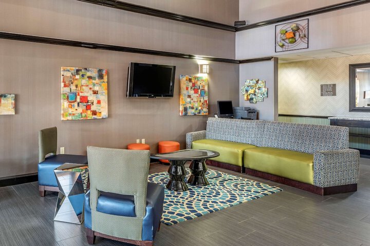 Hotel Interior 6 of 19