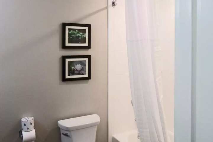 Room 21 of 26