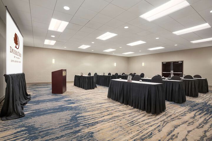 DoubleTree by Hilton Dallas - DFW Airport North