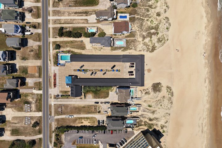 Dolphin Oceanfront Motel