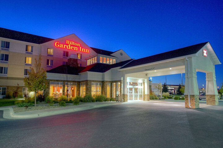 Hotel 2 of 82