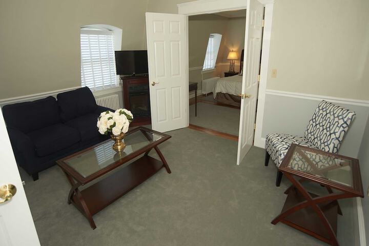 Room 16 of 51