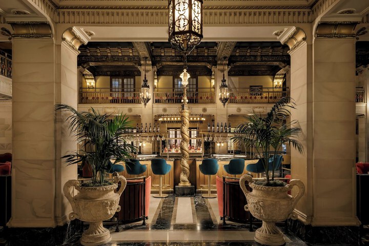 Davenport Hotel Autograph Collection