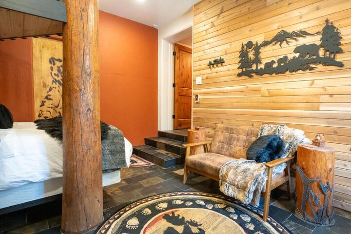 Luxury Family Cabin at Summit West