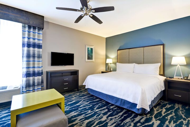 Room 26 of 39
