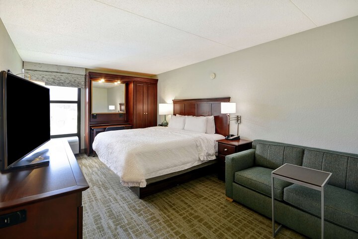 Room 22 of 42